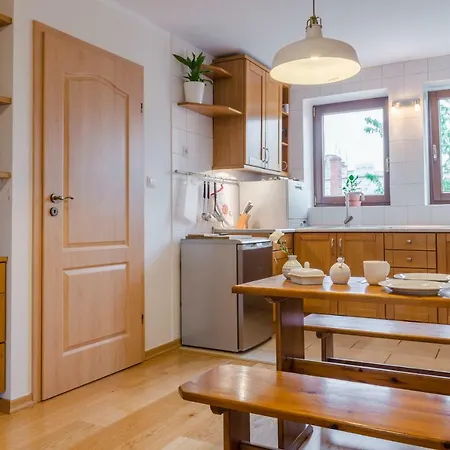 Riverside Apartment Plus Parking Apartmán