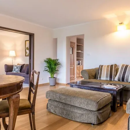 شقة Riverside Apartment Plus Parking فروتسواف